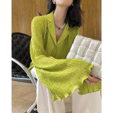 Elegant Green Flare Sleeve Blouses Female Vintage Pleated Shirts for Women Designer Spring Fashion Buttoned Shirt