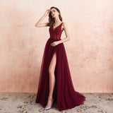 Sexy Tulle Long Prom Dresses New Arrival Beaded Split A-Line V-Neck Special Occasion Evening Party Gown