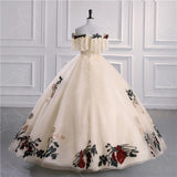 New Champagne Quinceanera Dresses Luxury Lace Party Dress Off The Shoulder Prom Ball Gown Plus Size Quinceanera Gown